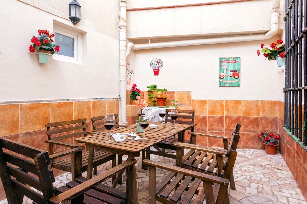 Big Flat In Center With Patio Appartement